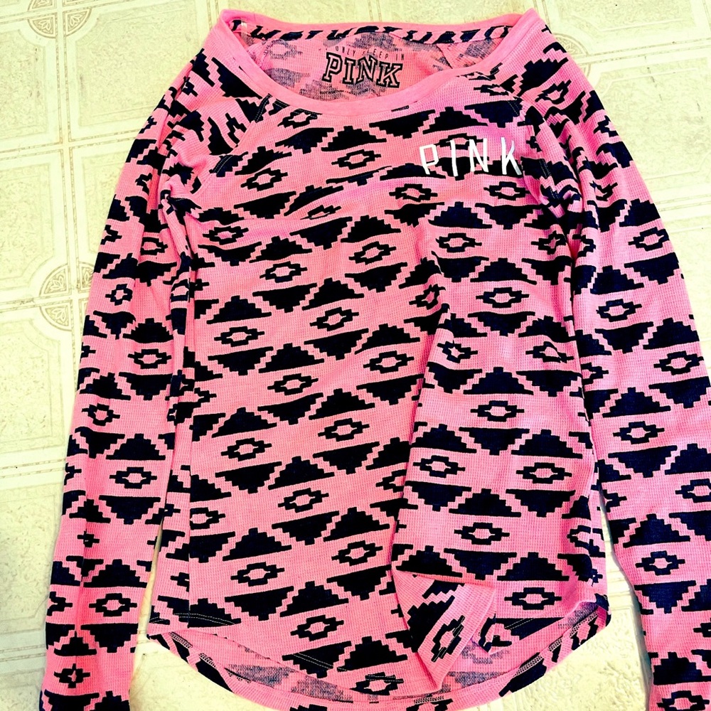 Victoria’s Secret PINK pink and black Aztec print long sleeve women